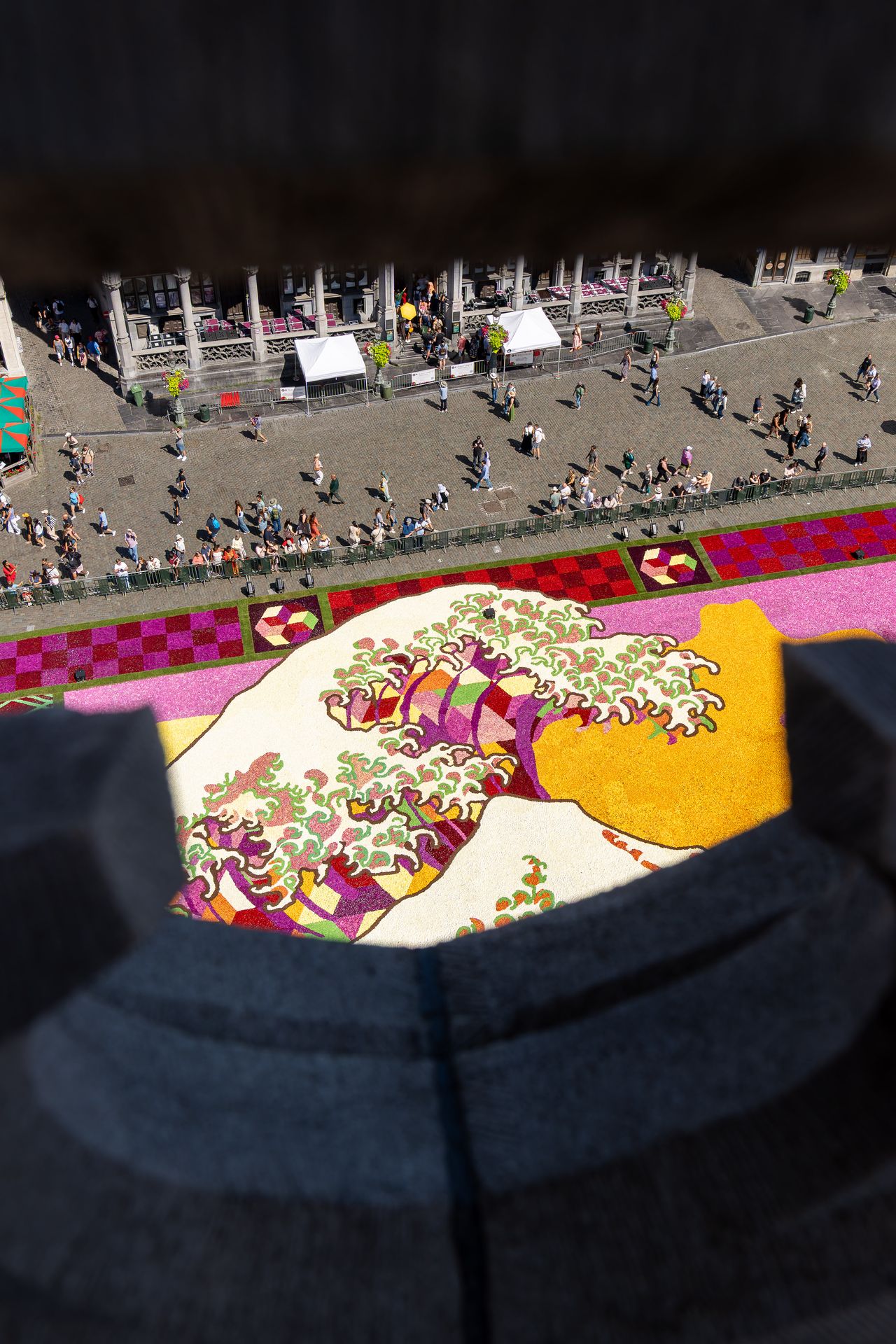 Vue en plongée du Tapis de fleurs sur la Grand-Place de Bruxelles